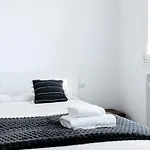 Dehomes - Bicocca Village 28 * Milan