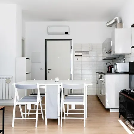 Apartamento Dehomes - Bicocca Village 28 Milán