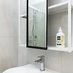 Apartamento Dehomes - Bicocca Village 28 *