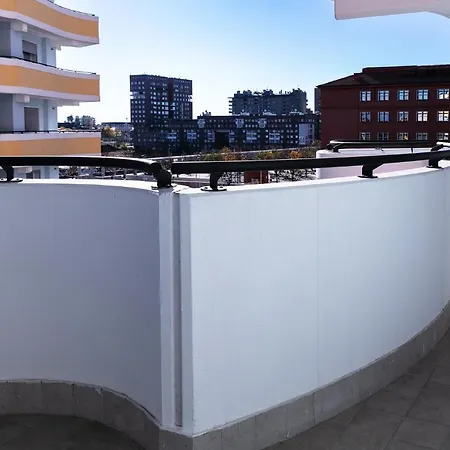Dehomes - Bicocca Village 28 Милан